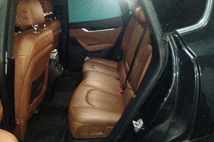 Used Maserati Levante 2018 3.0T Classic Edition Left Rear Seat