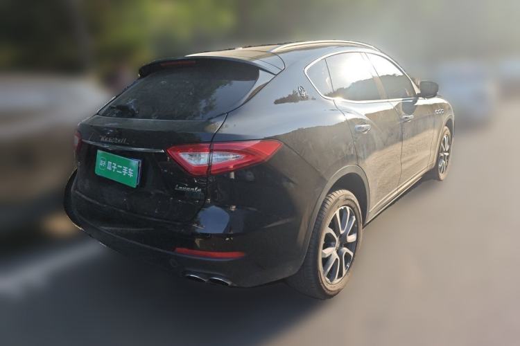 Used Maserati Levante 2018 3.0T Standard Edition Rear Right 45 Deg
