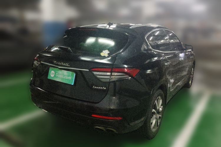 Used Maserati Levante 2018 3.0T Classic Edition Rear Right 45 Deg
