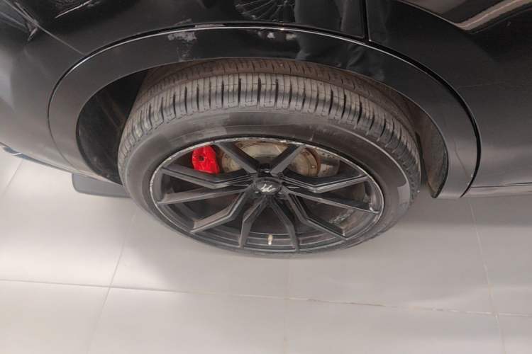 Used Maserati Levante 2018 3.0T Classic Edition Right Rear Wheel Hub