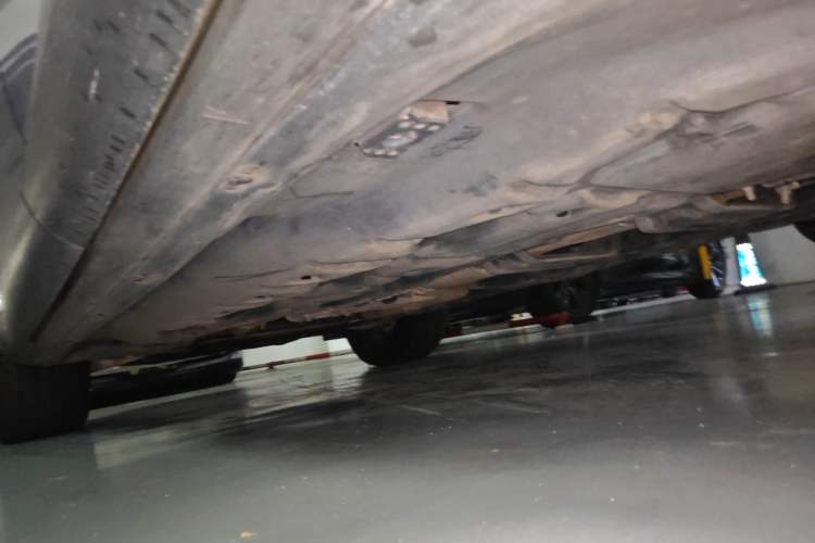 Used Maserati Levante 2018 3.0T Standard Edition Chassis Rear Left