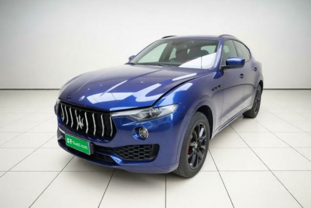 Ojetý Maserati Levante 2018 3.0T Luxury Zegna Edition