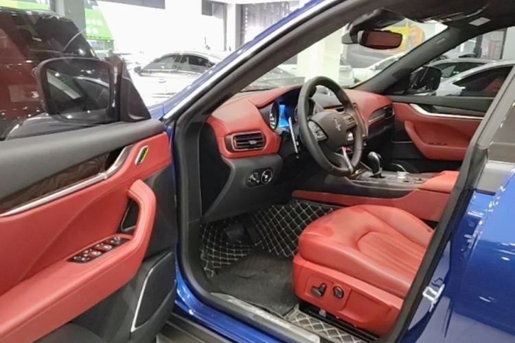 Used Maserati Levante 2018 3.0T S Luxury Zegna Edition Driver Seat
