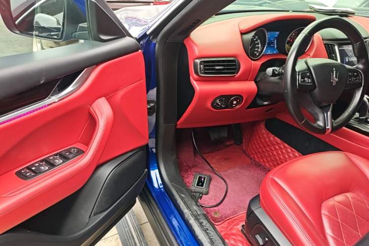 Used Maserati Levante 2018 3.0T Classic Edition Driver Seat