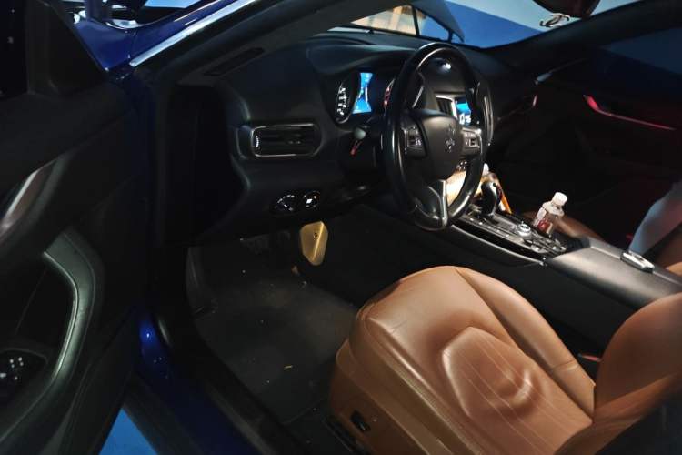 Used Maserati Levante 2018 3.0T Classic Edition Driver Seat