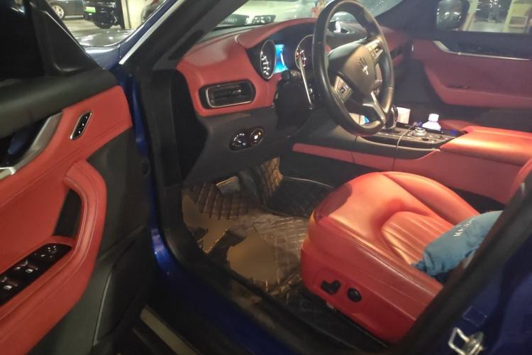 Used Maserati Levante 2018 3.0T Sport Edition Driver Seat