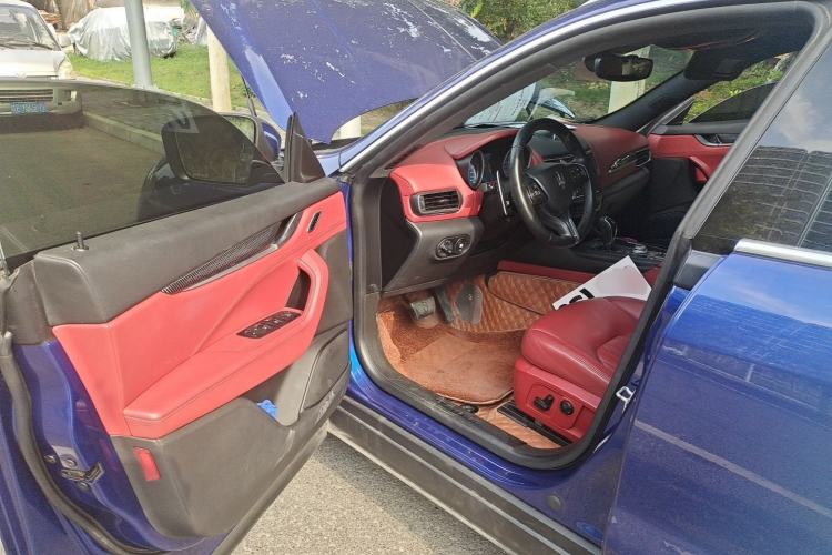 Used Maserati Levante  Driver Seat