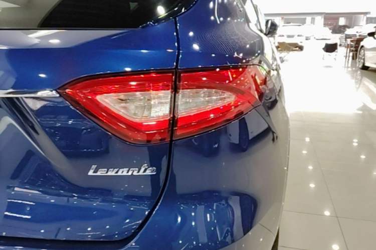 Used Maserati Levante 2018 3.0T S Luxury Zegna Edition Exterior 3