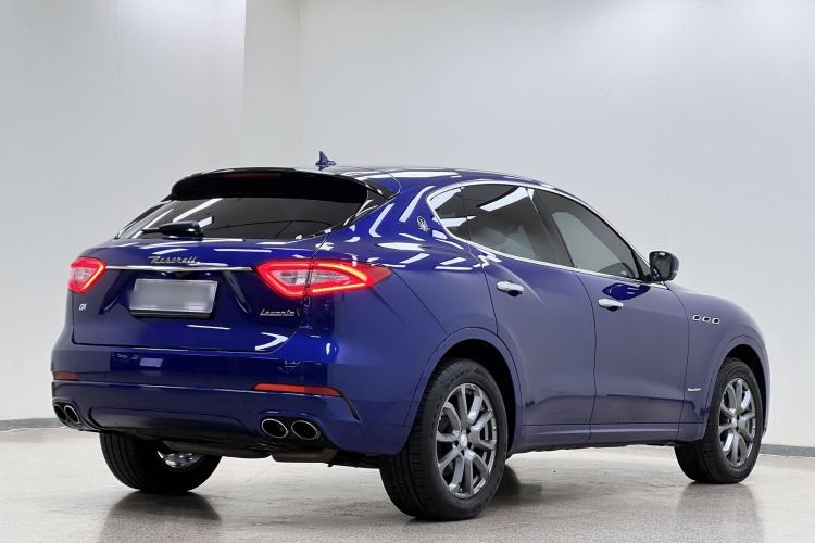 Used Maserati Levante 2018 3.0T Luxury Zegna Edition Exterior 4