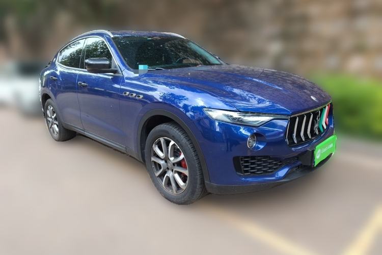 Used Maserati Levante 2018 3.0T Standard Edition Front Right 45 Deg