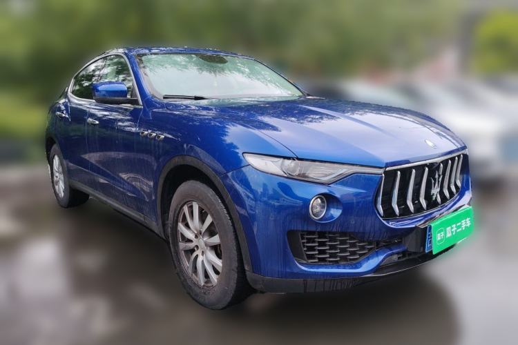 Used Maserati Levante 2018 3.0T Standard Edition Front Right 45 Deg