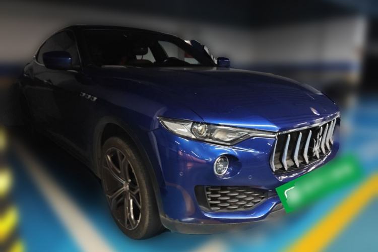Used Maserati Levante 2018 3.0T Classic Edition Front Right 45 Deg