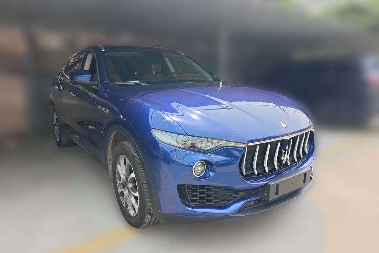 Used Maserati Levante 2018 3.0T Classic Edition Front Right 45 Deg