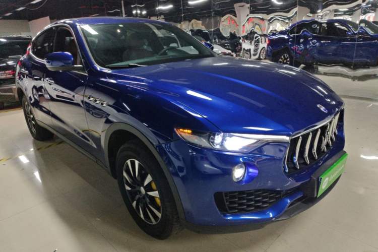 Used Maserati Levante 2018 3.0T Classic Edition Front Right 45 Deg