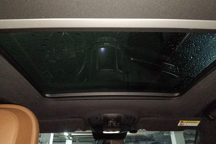 Used Maserati Levante 2018 3.0T Classic Edition Headliner