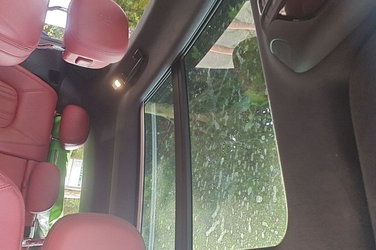Used Maserati Levante  Headliner