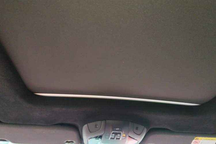 Used Maserati Levante 2018 3.0T Classic Edition Headliner
