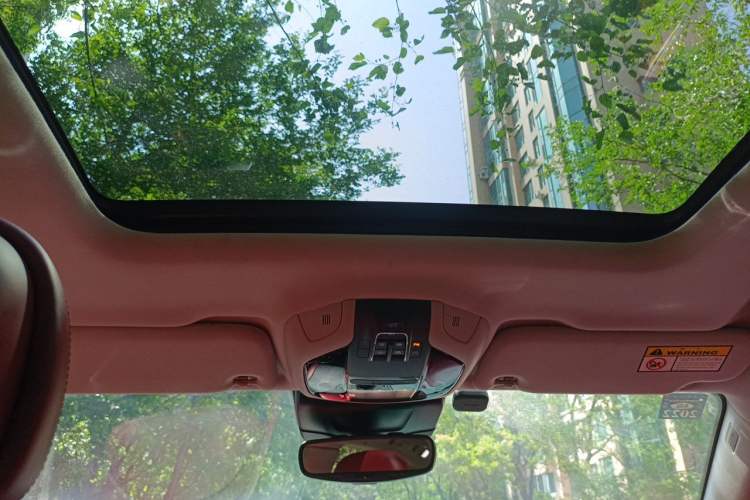 Used Maserati Levante 2018 3.0T Standard Edition Headliner