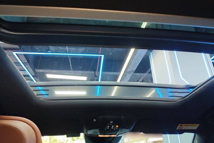 Used Maserati Levante 2018 3.0T Classic Edition Headliner
