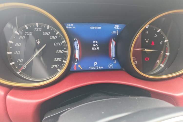 Used Maserati Levante 2018 3.0T Standard Edition Instrument Cluster