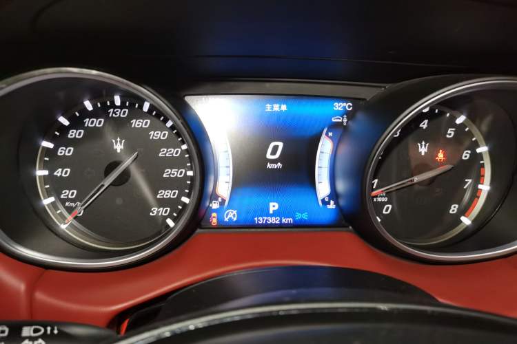 Used Maserati Levante 2018 3.0T Standard Edition Instrument Cluster