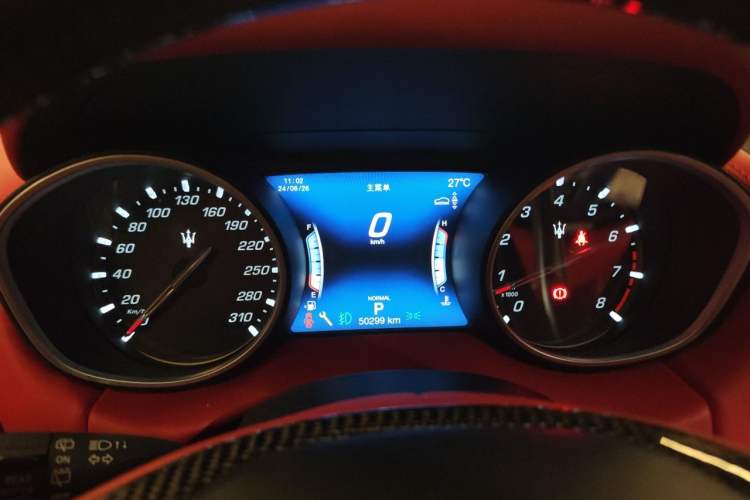 Used Maserati Levante 2018 3.0T Standard Edition Instrument Cluster