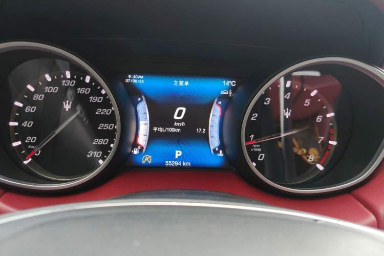 Used Maserati Levante 2018 3.0T Standard Edition Instrument Cluster