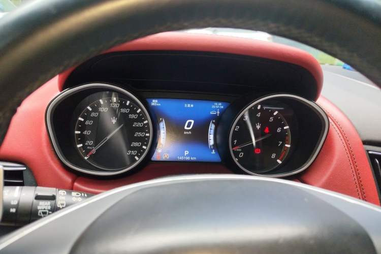 Used Maserati Levante 2018 3.0T Classic Edition Instrument Cluster