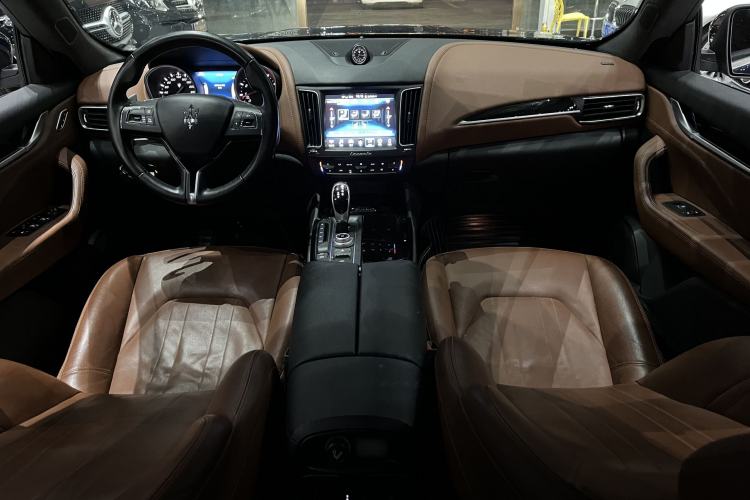 Used Maserati Levante 2018 3.0T Standard Edition Interior 1