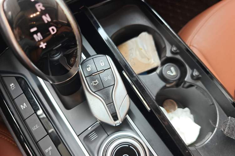 Used Maserati Levante 2018 3.0T Classic Edition Interior 1