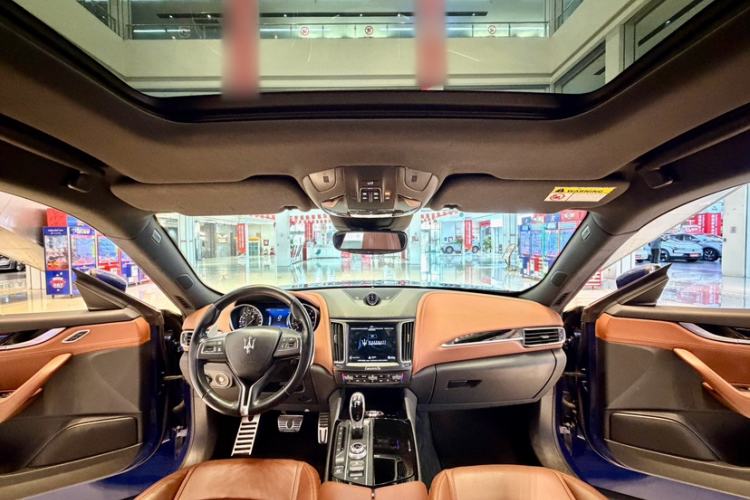 Used Maserati Levante 2018 3.0T Standard Edition Interior 2