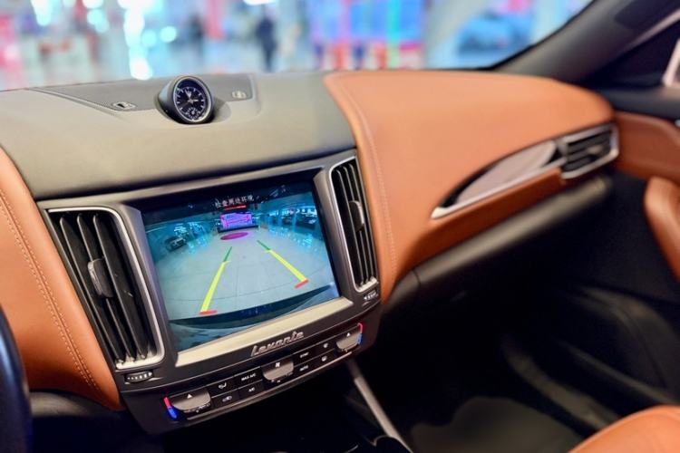 Used Maserati Levante 2018 3.0T Standard Edition Interior 3