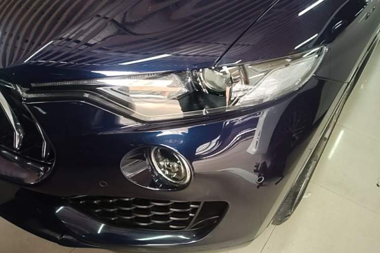 Used Maserati Levante 2018 3.0T Standard Edition Left Front Headlight