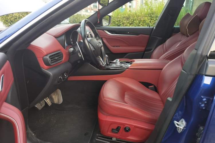 Used Maserati Levante 2018 3.0T Standard Edition Left Front Seat