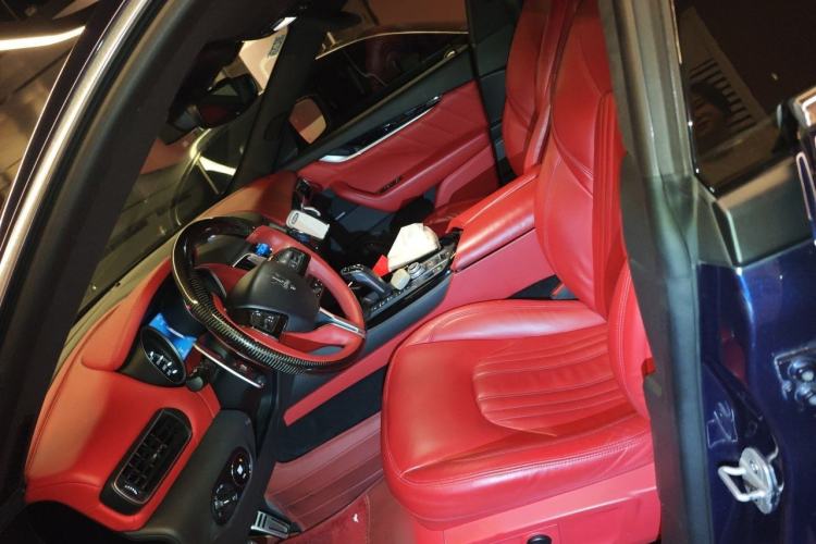 Used Maserati Levante 2018 3.0T Standard Edition Left Front Seat