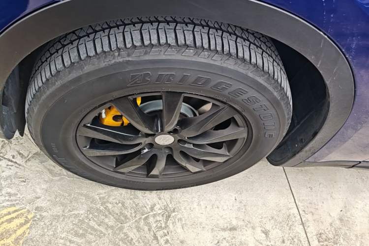 Used Maserati Levante 2018 3.0T Classic Edition Left Front Wheel Hub