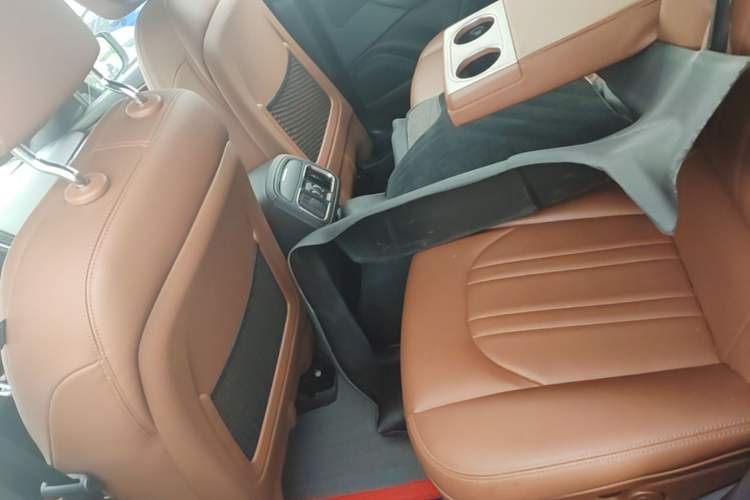 Used Maserati Levante 2018 3.0T Classic Edition Left Rear Seat