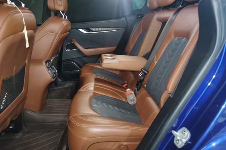Used Maserati Levante 2018 3.0T Classic Edition Left Rear Seat