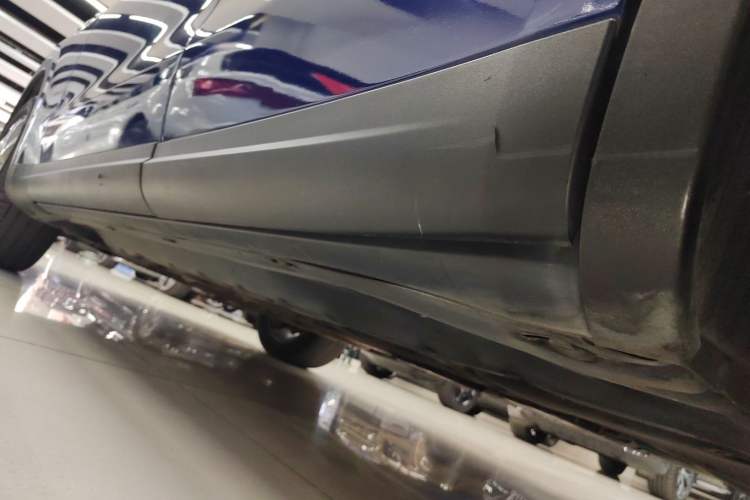 Used Maserati Levante 2018 3.0T Classic Edition Left Side Sill