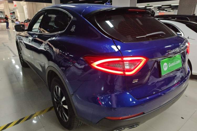 Used Maserati Levante 2018 3.0T Classic Edition Rear Left 45 Deg