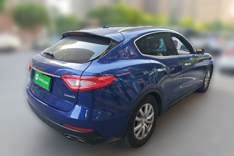 Used Maserati Levante 2018 3.0T Classic Edition Rear Right 45 Deg