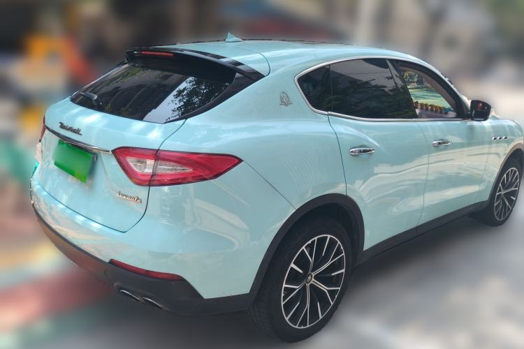 Used Maserati Levante 2018 3.0T Standard Edition Rear Right 45 Deg