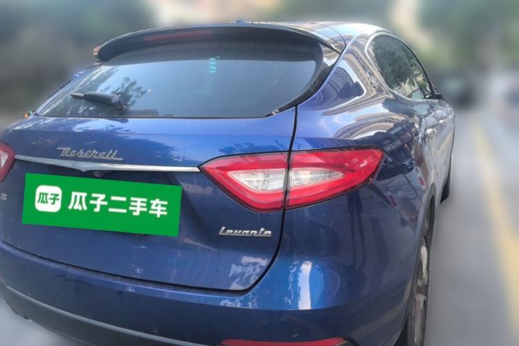 Used Maserati Levante 2018 3.0T Standard Edition Rear Right 45 Deg