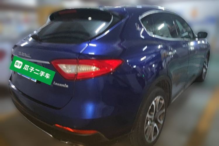 Used Maserati Levante 2018 3.0T Classic Edition Rear Right 45 Deg