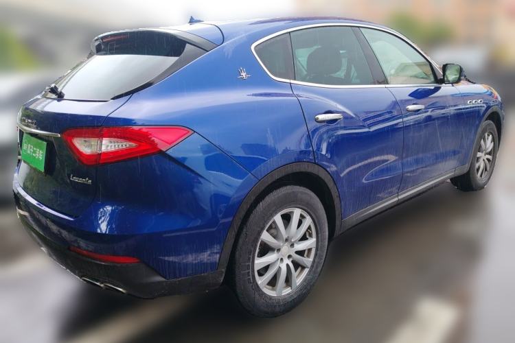 Used Maserati Levante 2018 3.0T Standard Edition Rear Right 45 Deg