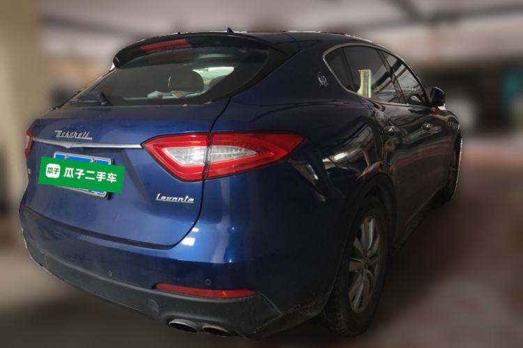 Used Maserati Levante 2018 3.0T Classic Edition Rear Right 45 Deg