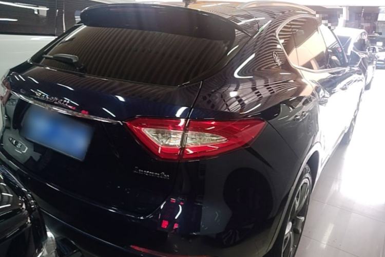Used Maserati Levante 2018 3.0T Standard Edition Rear Right 45 Deg