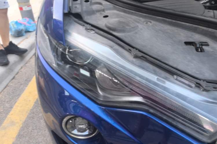 Used Maserati Levante 2018 3.0T Standard Edition Right Front Headlight