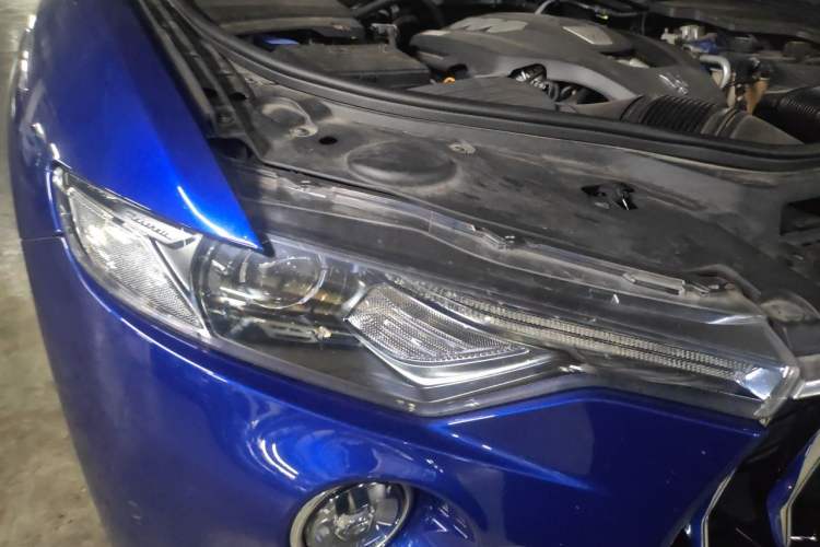Used Maserati Levante 2018 3.0T Sport Edition Right Front Headlight