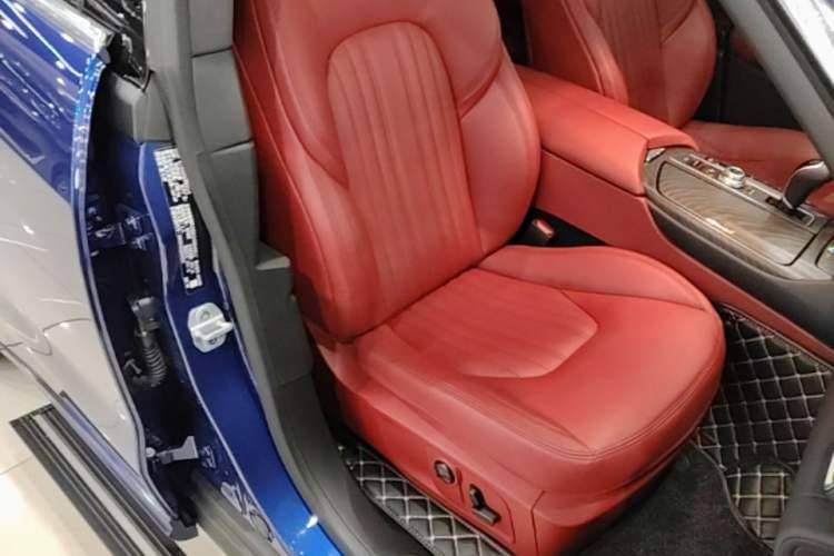 Used Maserati Levante 2018 3.0T S Luxury Zegna Edition Right Front Seat